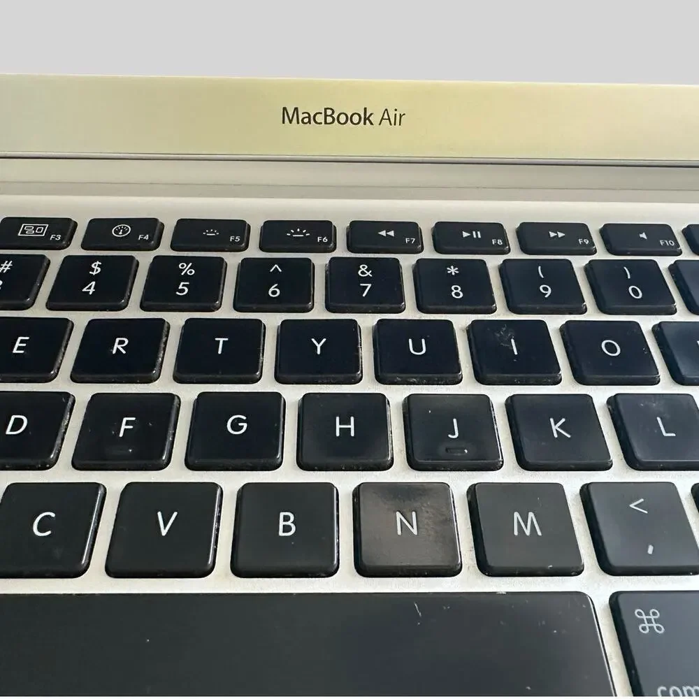 Apple MacBook Air A1304 13